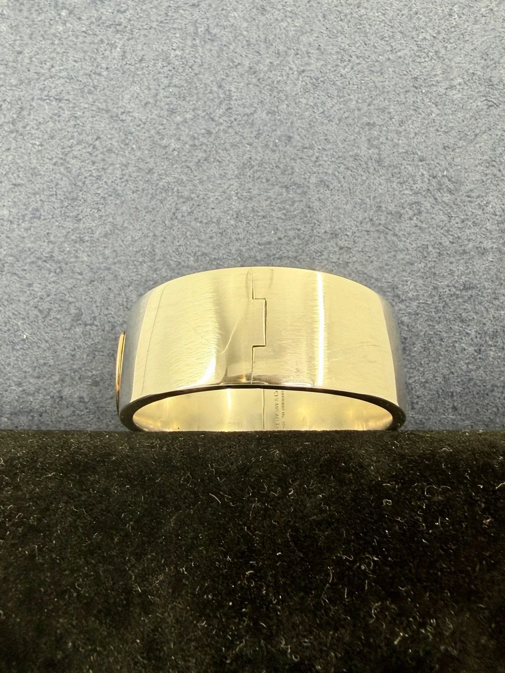 TIFFANY & CO. Sterling Silver 18K Yellow Gold Keyhole Hinge Bangle Bracelet COA